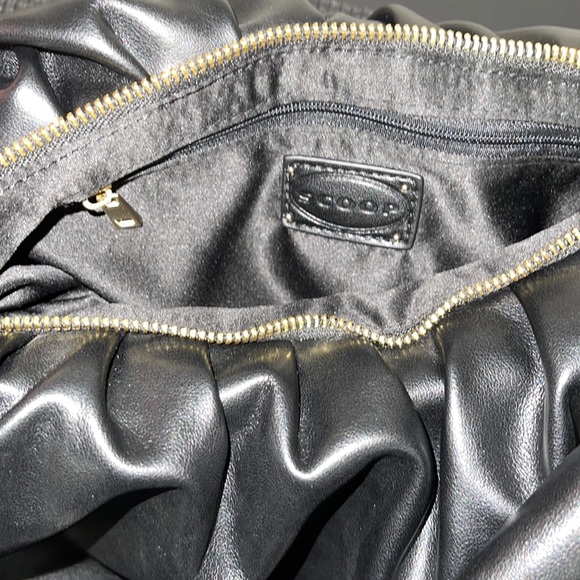 Pleather Puffer Bag - Picture 8 of 9